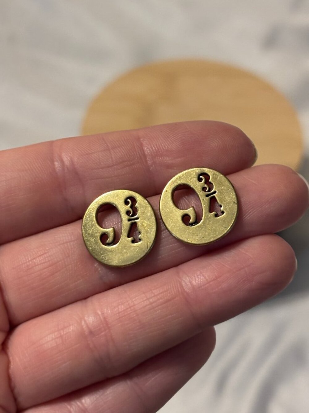Harry Potter Platform 9 3/4 Gold Tone Stud Earrings